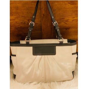 Vintage Coach Purse!